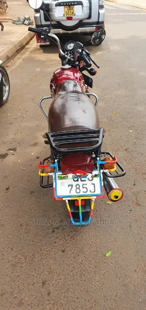TVS Apache 180 RTR 2020 Brown