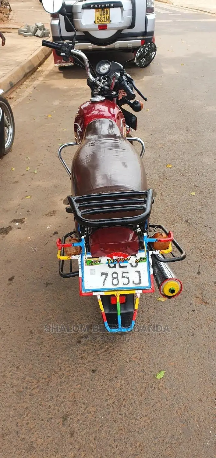 TVS Apache 180 RTR 2020 Brown