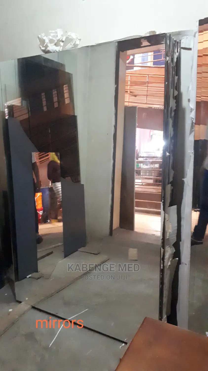 Mirros and Glass Services