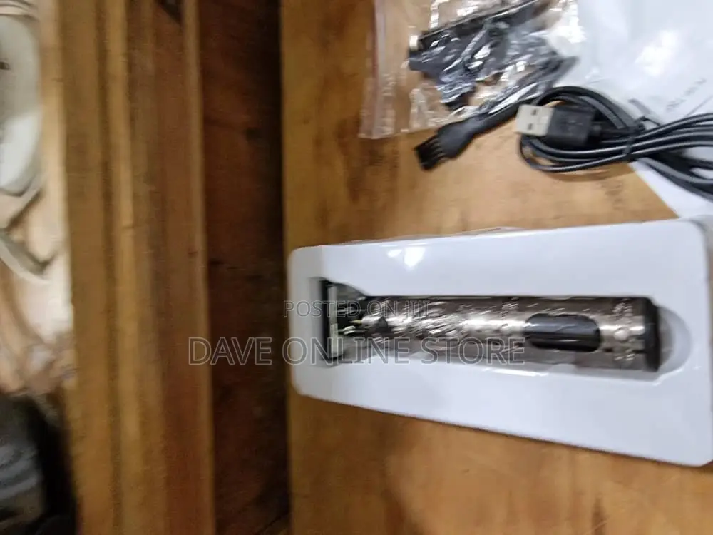 Usb Rechargeable Hair Clipper