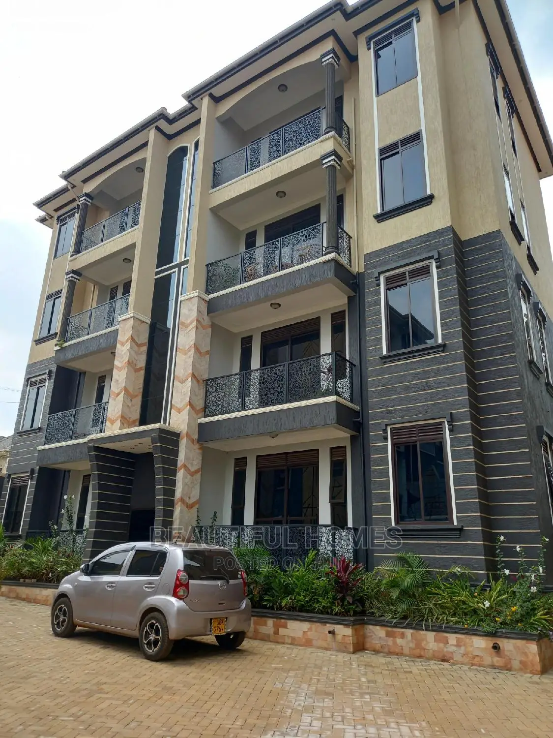 Furnished 2bdrm Block of Flats in Kisaasi, Central Division for Sale