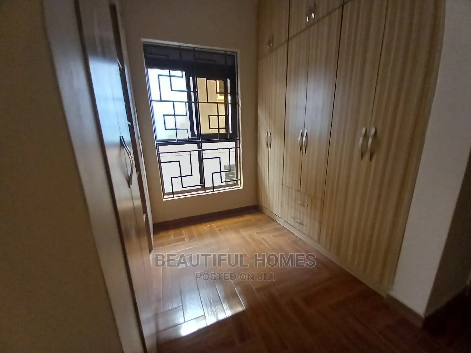 Furnished 6bdrm Block of Flats in Najjera, Central Division for Sale