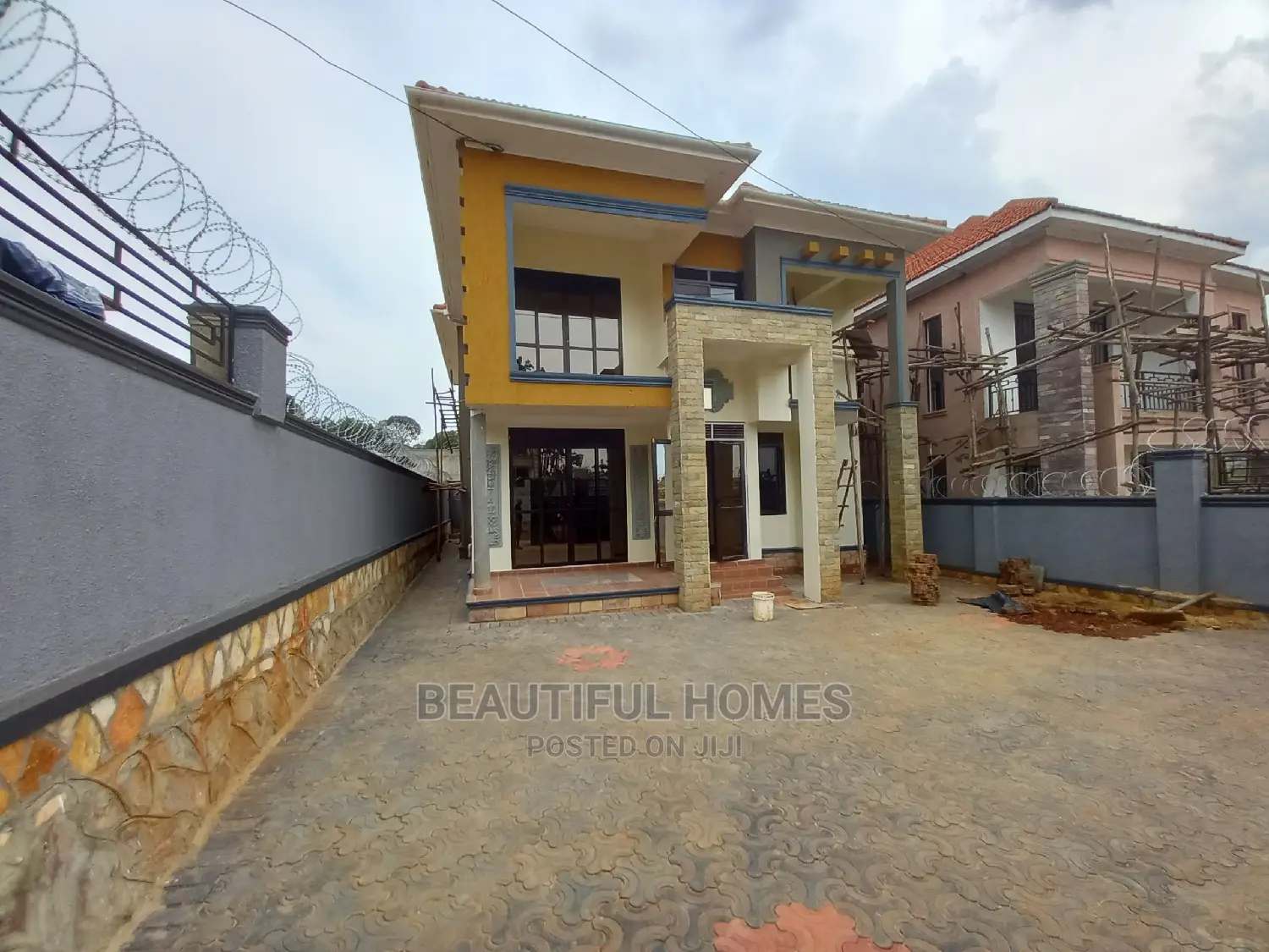 Furnished 4bdrm Mansion in Najjera Gated Estate, Central Division