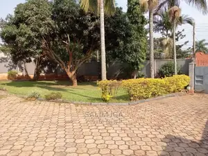 5bdrm Duplex in Kololo Property, Central Division for Rent