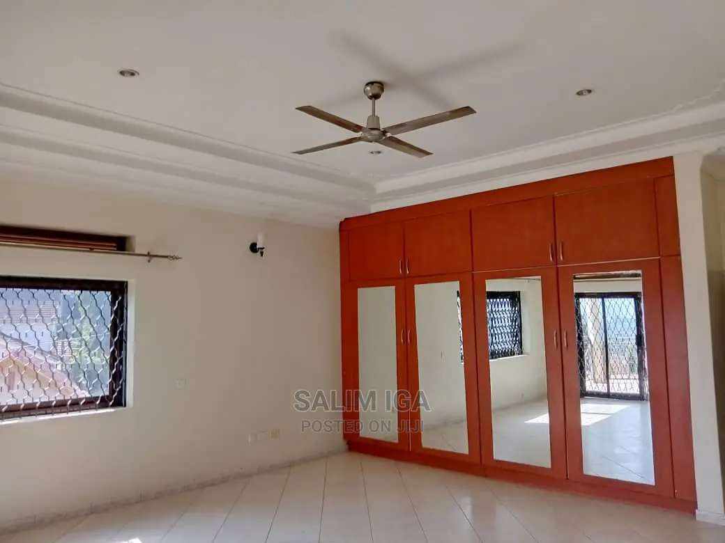 5bdrm Duplex in Kololo Property, Central Division for Rent