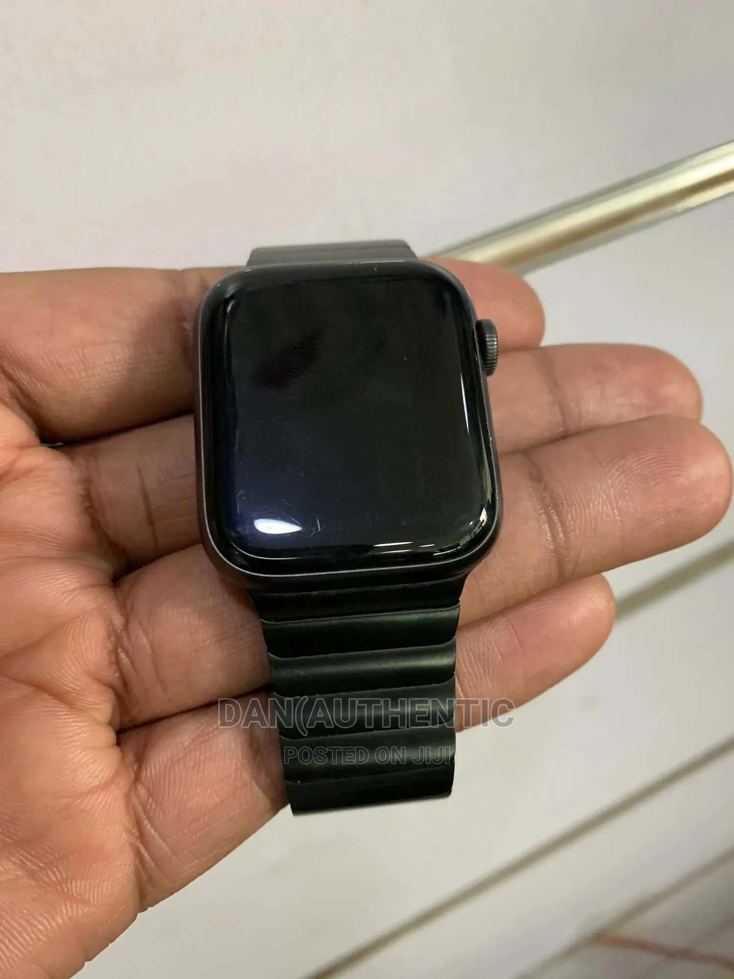 Apple Watch Series 5 With Unique Metallic Black Strap