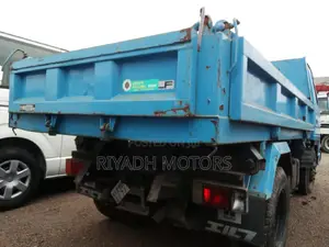 Isuzu Elf 250