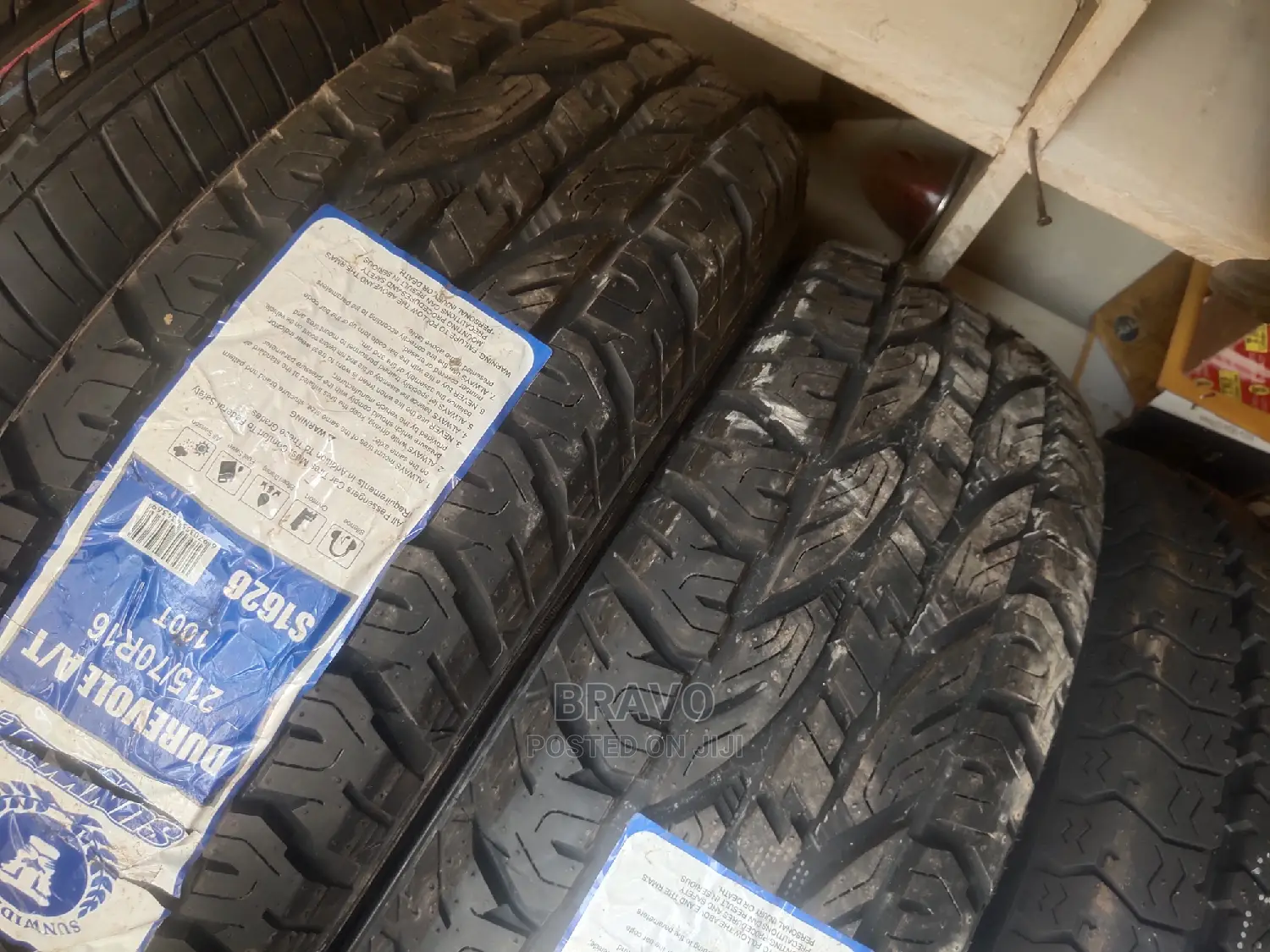 215/70r16 Tire