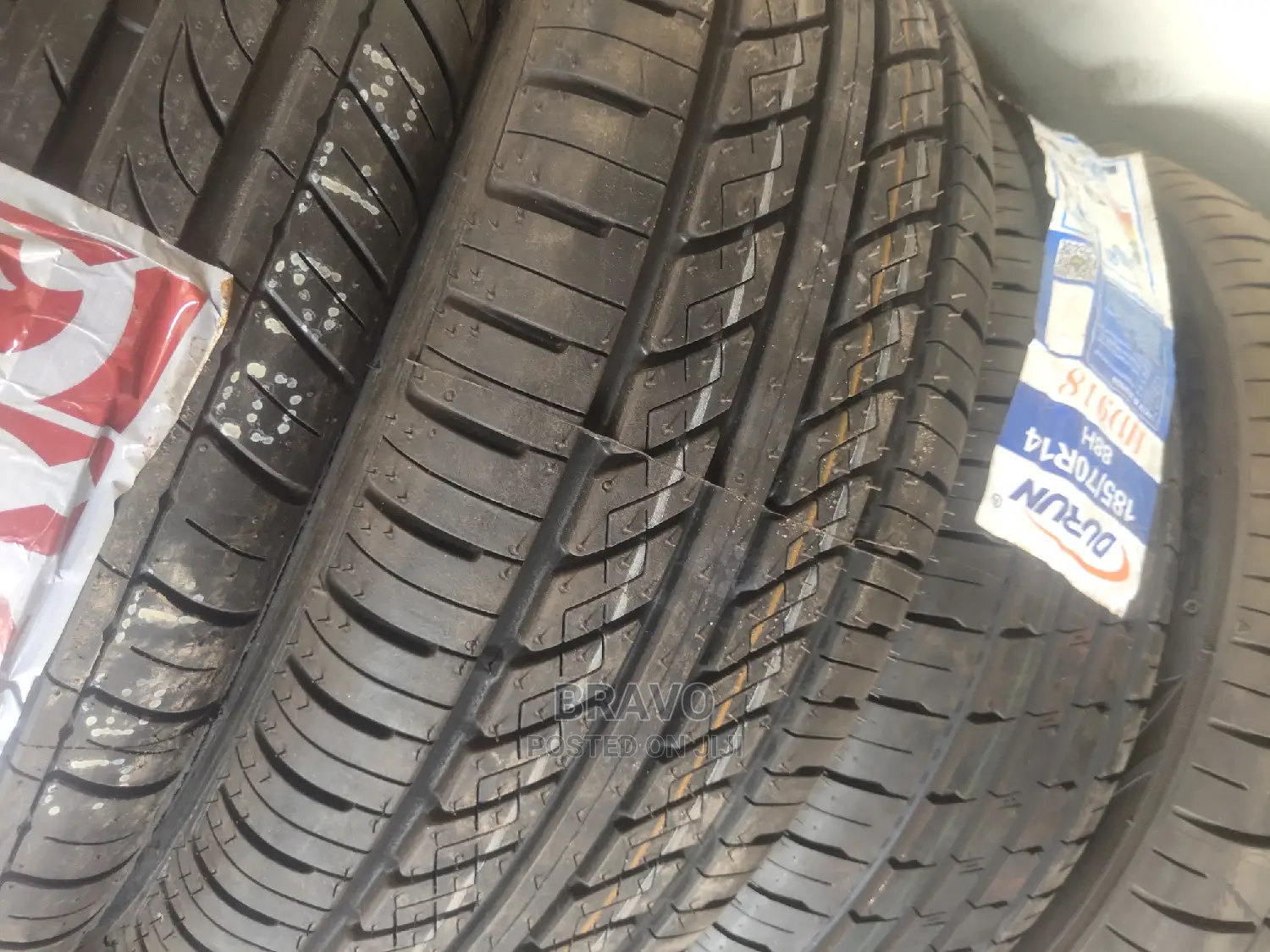 195/65r15 Achilles Radial