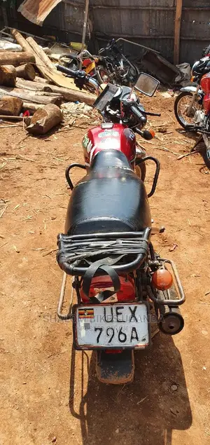 TVS Apache 160 4V 2020 Red