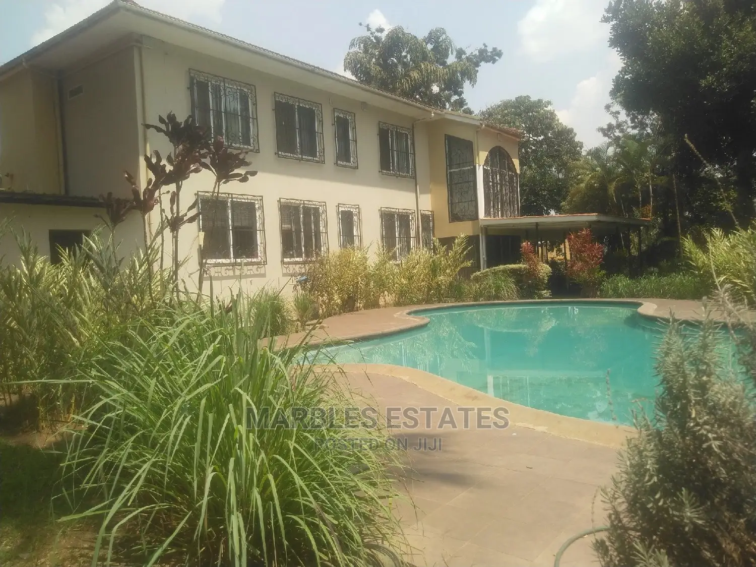 10bdrm House in Kololo, Central Division for Rent