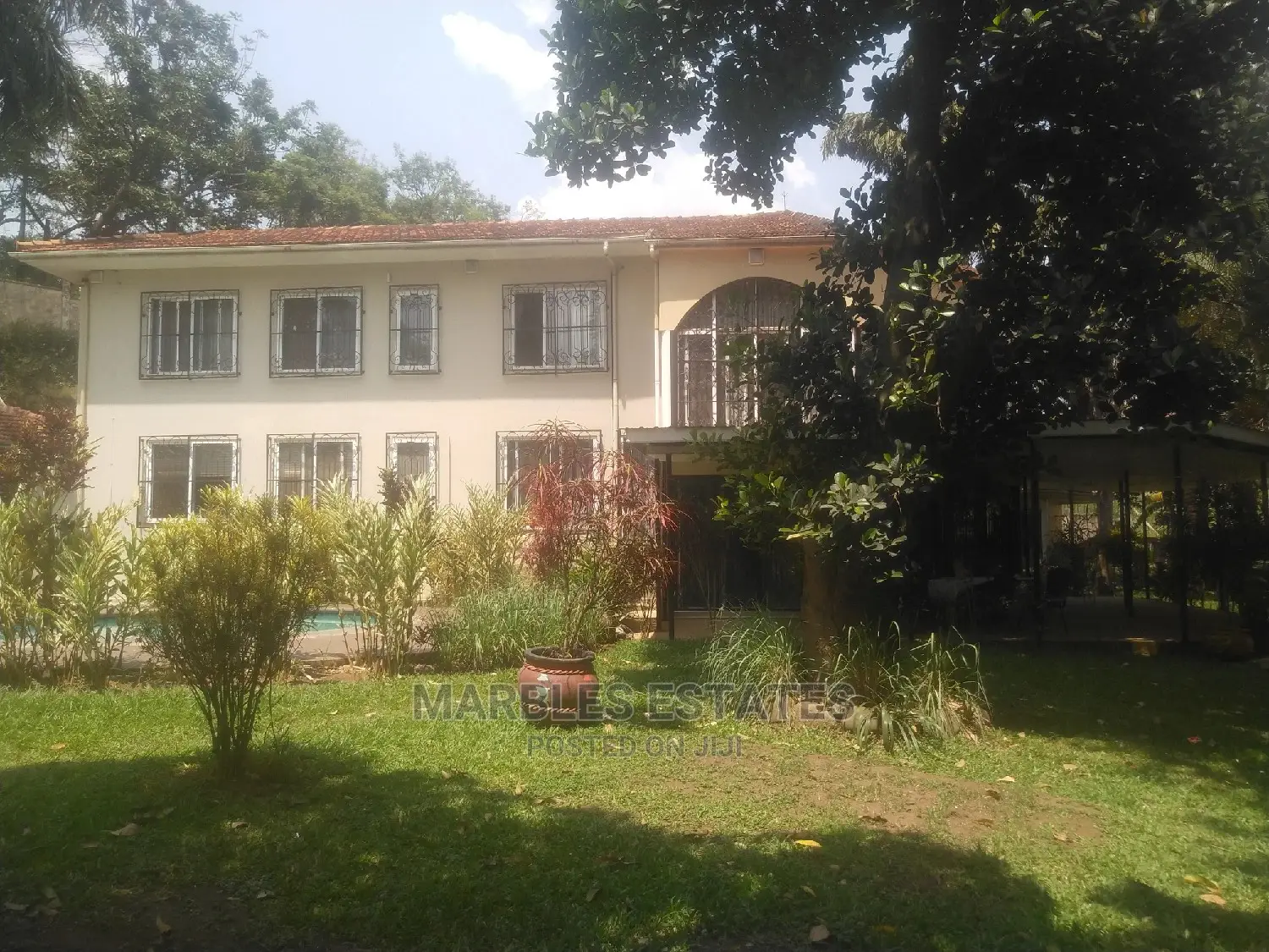 10bdrm House in Kololo, Central Division for Rent