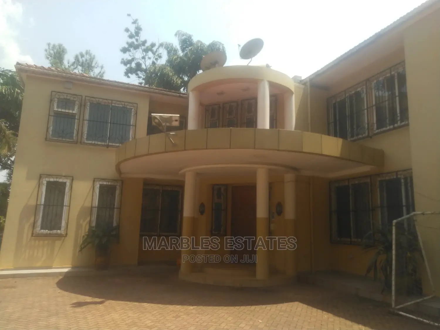 10bdrm House in Kololo, Central Division for Rent