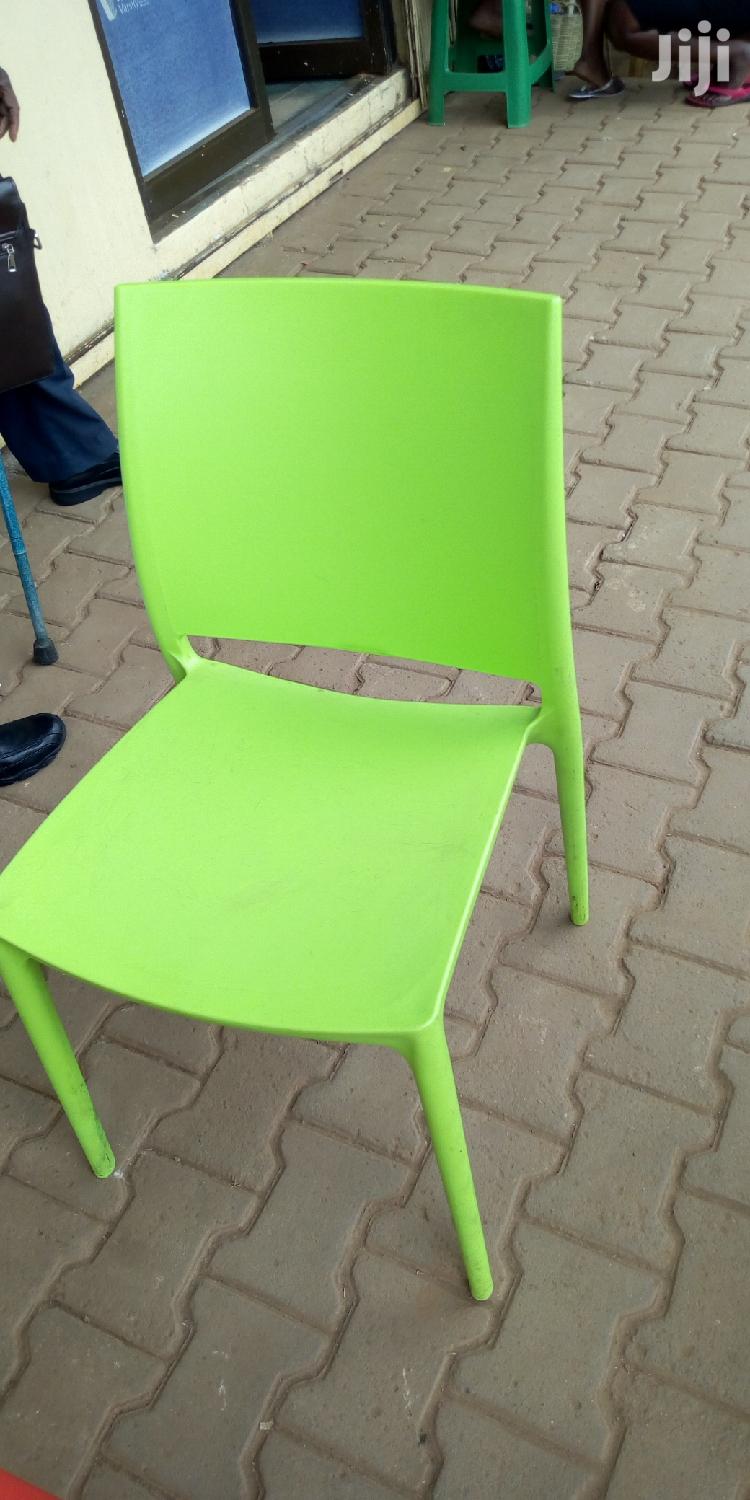 Plastic Restaurant Chairs
