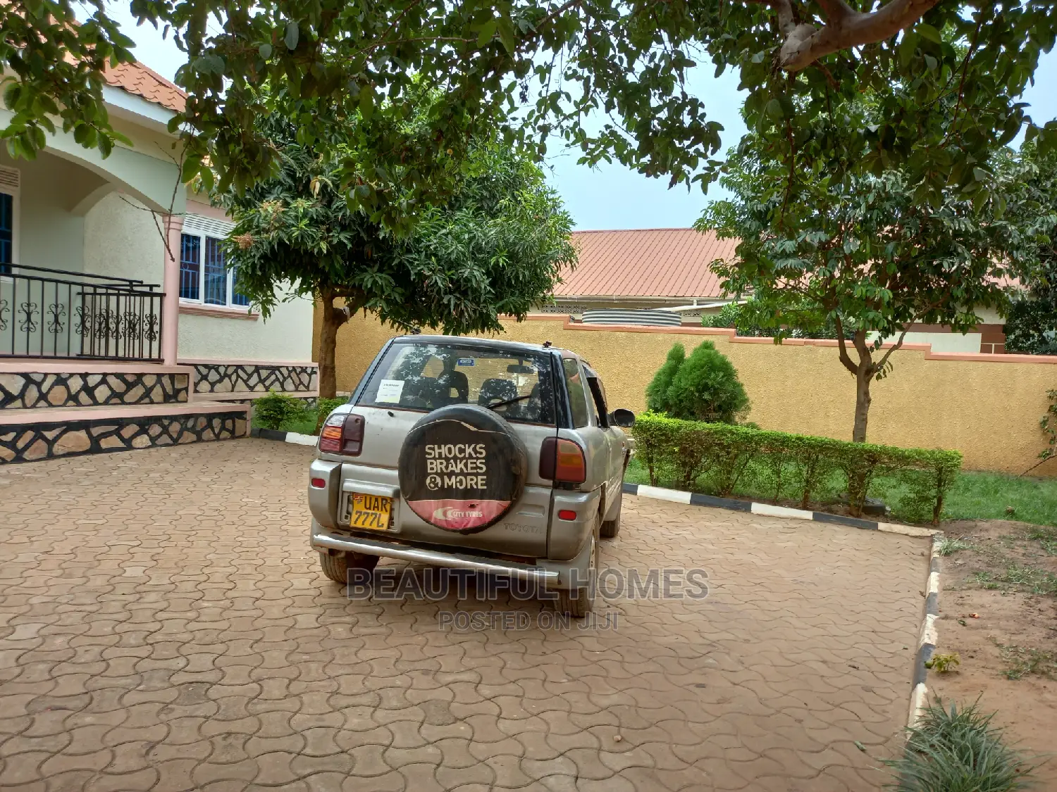 Furnished 4bdrm House in Kyaliwajjara, Central Division for Sale