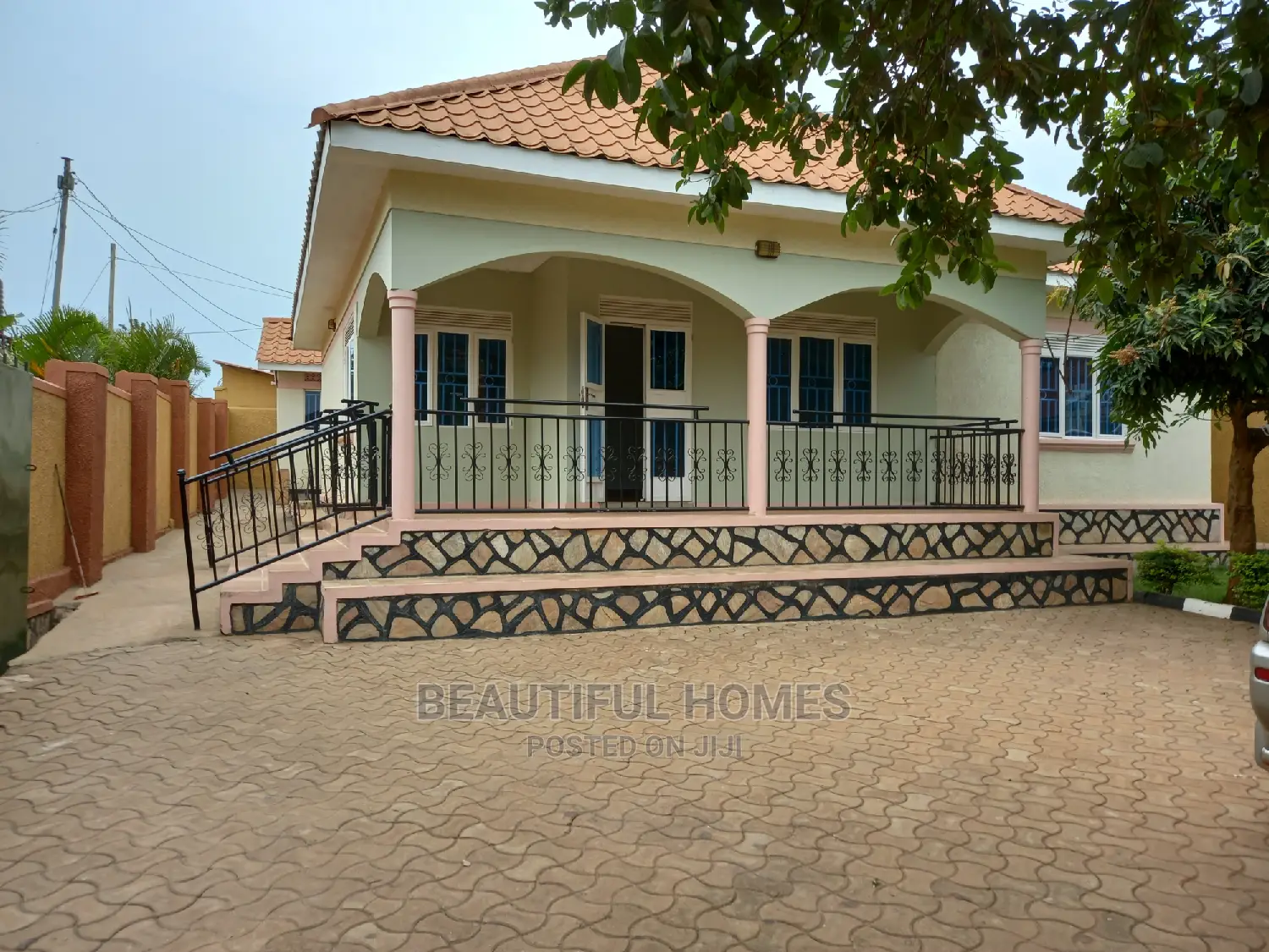 Furnished 4bdrm House in Kyaliwajjara, Central Division for Sale
