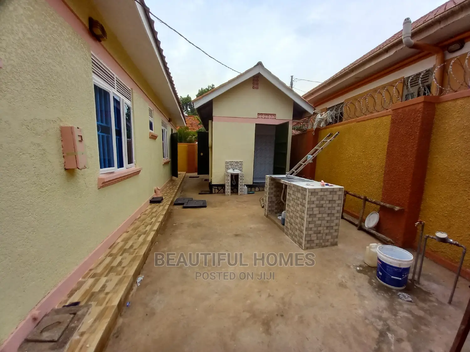 Furnished 4bdrm House in Kyaliwajjara, Central Division for Sale