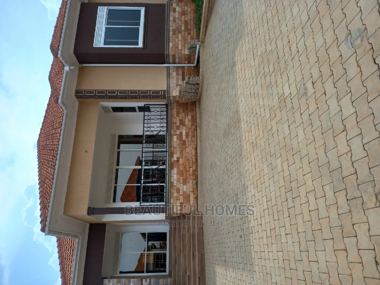 Furnished 4bdrm House in Kira Mamerito Road for Sale