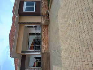 Furnished 4bdrm House in Kira Mamerito Road for Sale